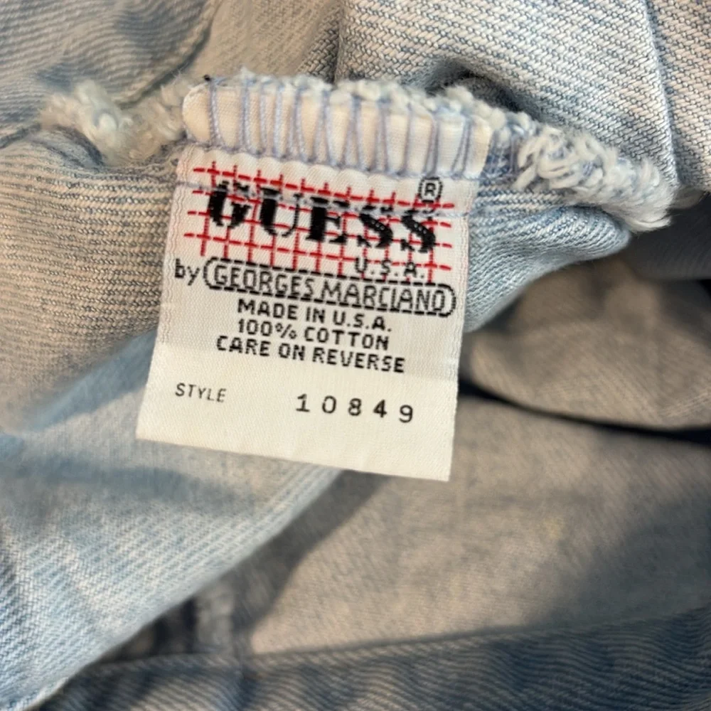 Vintage 90s Guess Georges Marcano Light Wash Denim Cropped Jean Jacket Size M